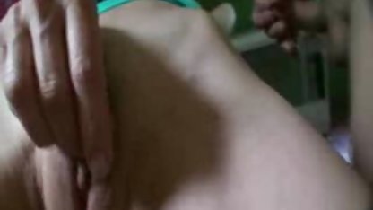 Haarige blonde masturbiert im Badezimmer historische pornofilme