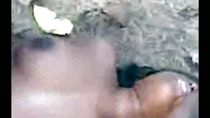 Yuka Koizumi saugt Hahn vor alte geile frauen gratis fucking tief