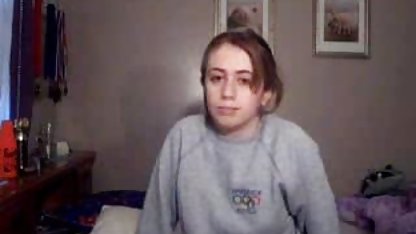 Emma und Mama bekommt eine Fette alte pornofilm Schwanz -