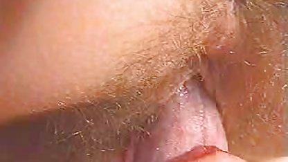 Stiefschwester bekommt gefickt, während am alte votzen porn Telefon