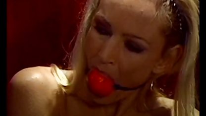 Teen bekommt geile alte frauen gratis Ihren Arsch gegessen, gefickt und Gesichts -